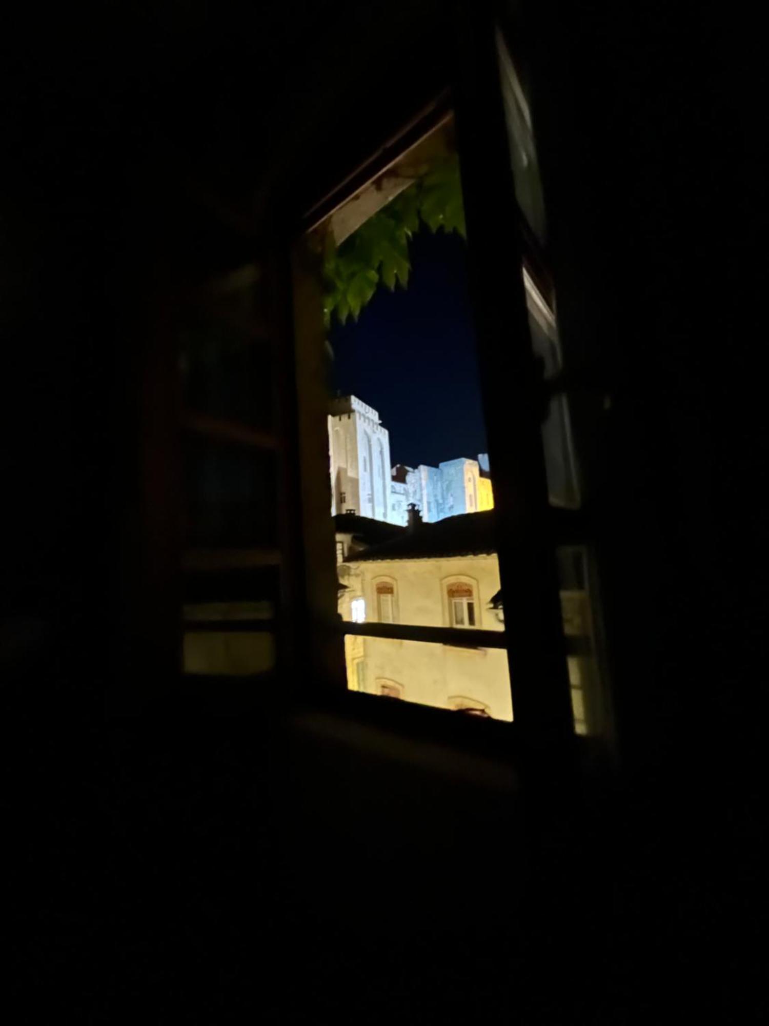 Апартаменты Renove, Vue Sur Palais Des Papes, Terrasse Et Wifi Troisieme Etage Авиньон Экстерьер фото